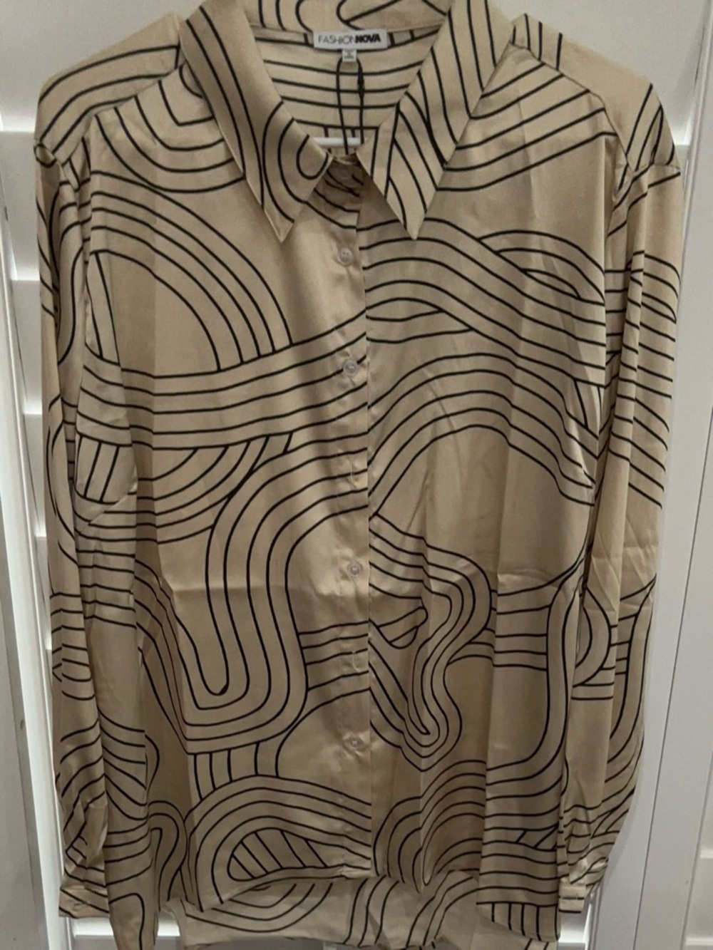 Fashion Nova Beige Button-Up Blouse with Black Abstract Lines
